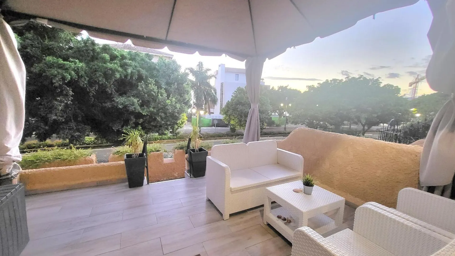 Beach Bungalow Port,Free Parking 에스테포나 0*,  스페인